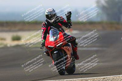 media/Sep-20-2025-TrackDaz (Sat) [[27f0cde673]]/A Group/2pm (Turn 9)/